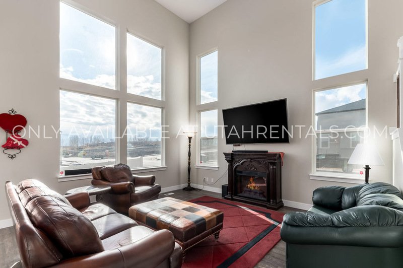 BEAUTIFUL EXECUTIVE HOME IN THE EXCHANGE property image