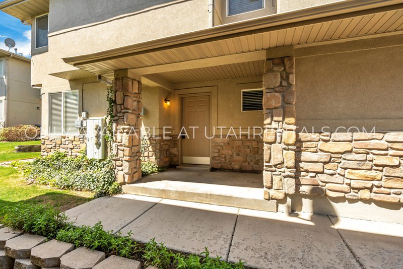 PET FRIENDLY West Jordan Townhouse property image