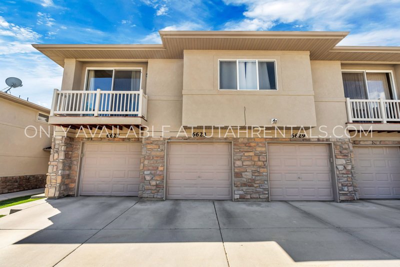 PET FRIENDLY West Jordan Townhouse property image