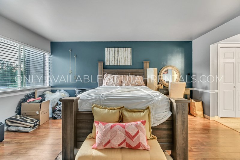 Beautiful Condo in Gated Community in Murray! property image