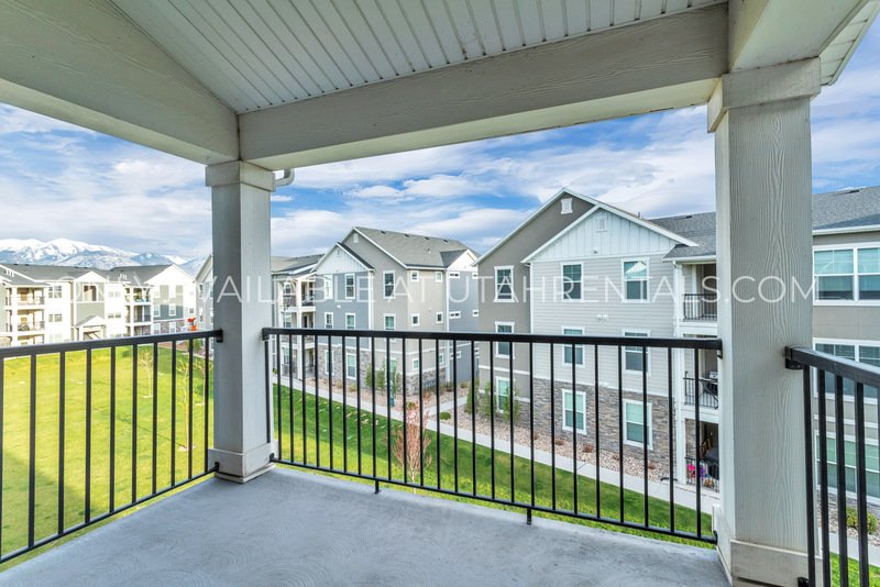 Condo in The Preserve at Water's Edge property image