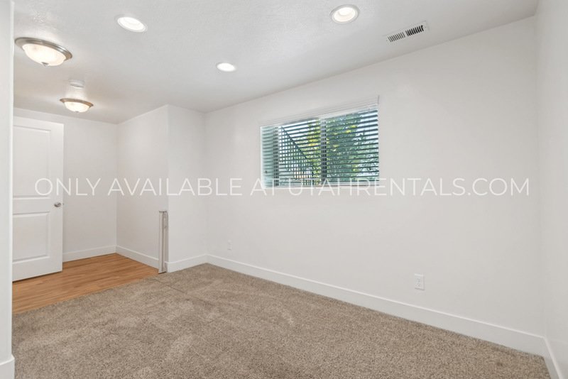 3 Beds | 2.5 Baths | 1,252 Sq Ft | Attached Garage | Spanish Fork, UT property image