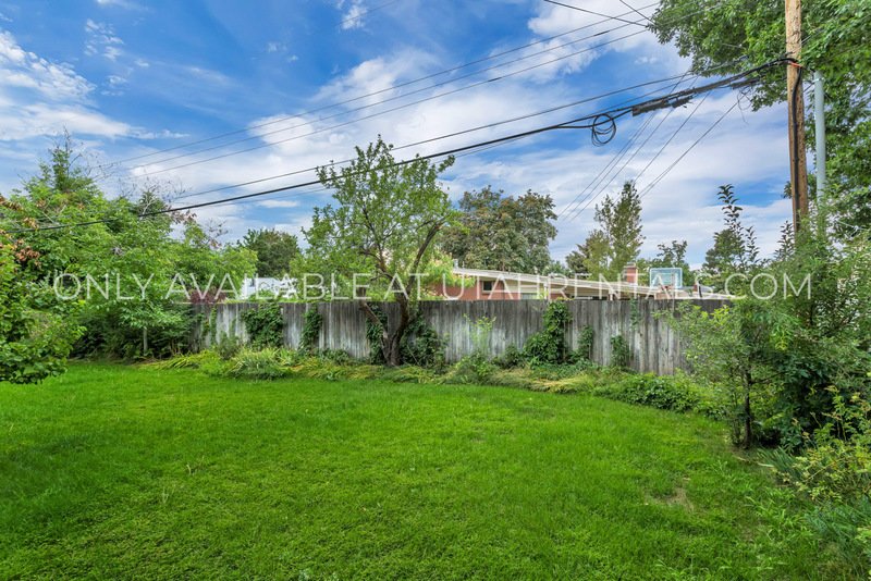 Beautiful 4-Bedroom Home Surrounded by Outdoor Amenities! property image