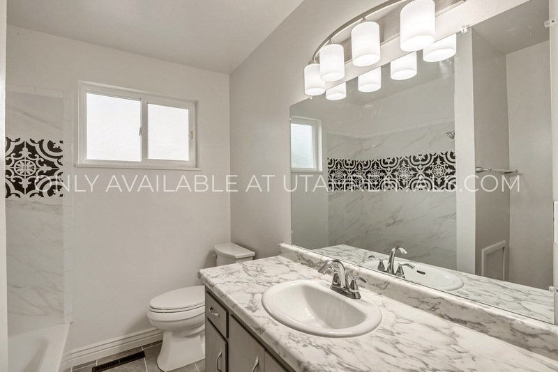 Beautiful 4-Bedroom Home Surrounded by Outdoor Amenities! property image
