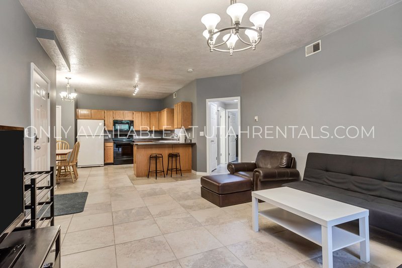 Private Bedroom at Belmont property image