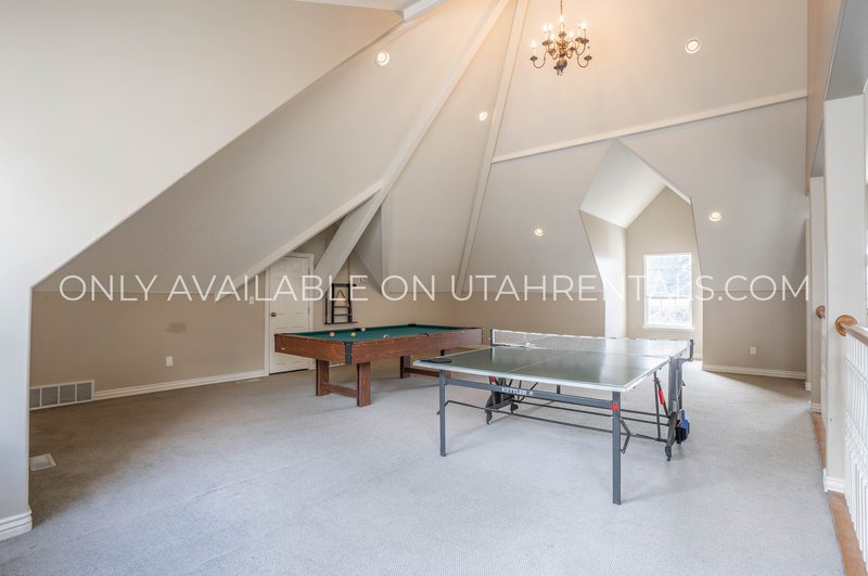 Private Bedroom at Belmont property image