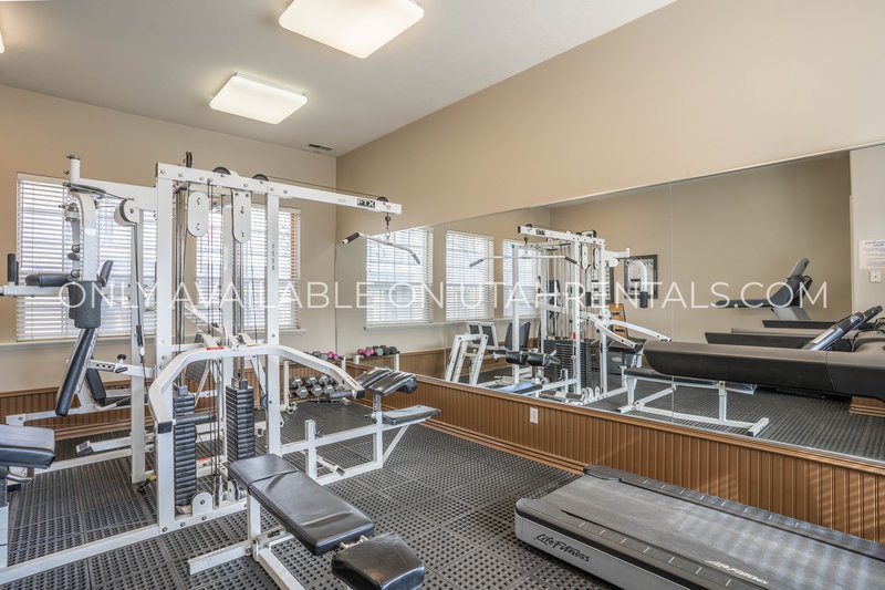 Private Bedroom at Belmont property image