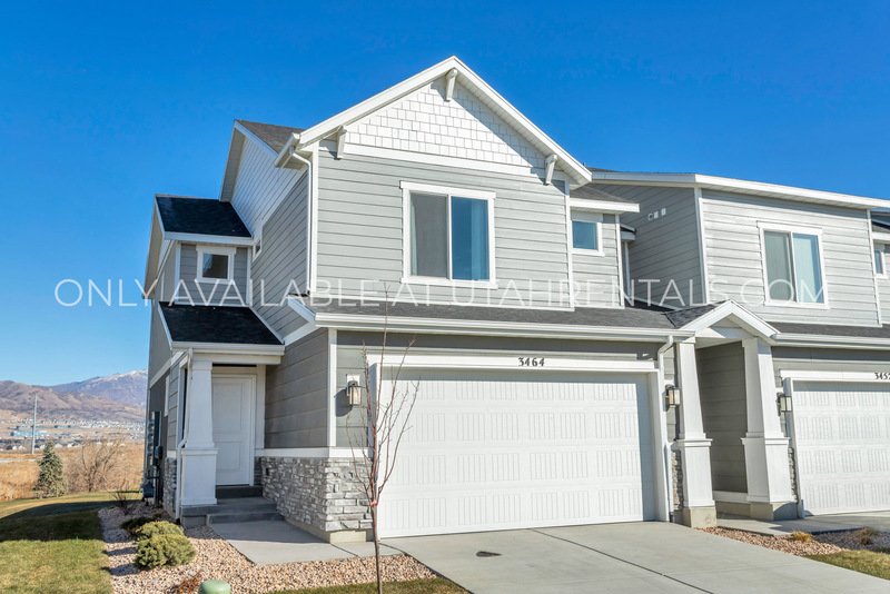 PET FRIENDLY LEHI TOWNHOME property image