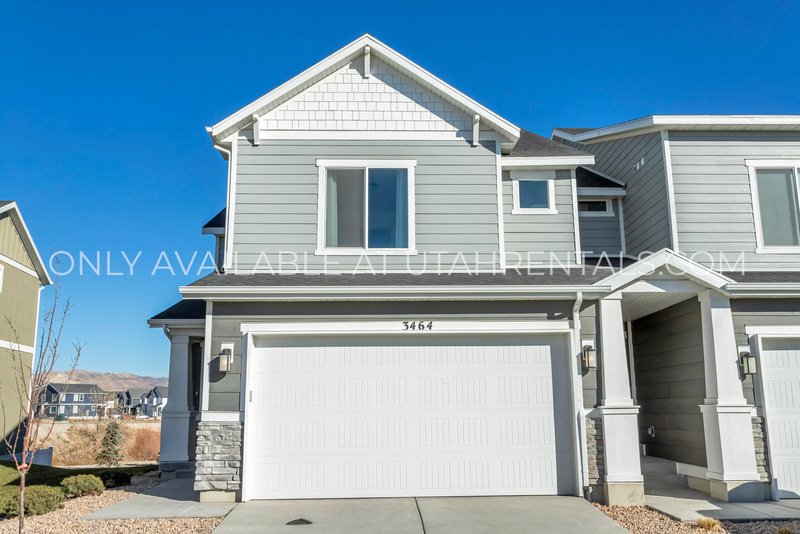 PET FRIENDLY LEHI TOWNHOME property image