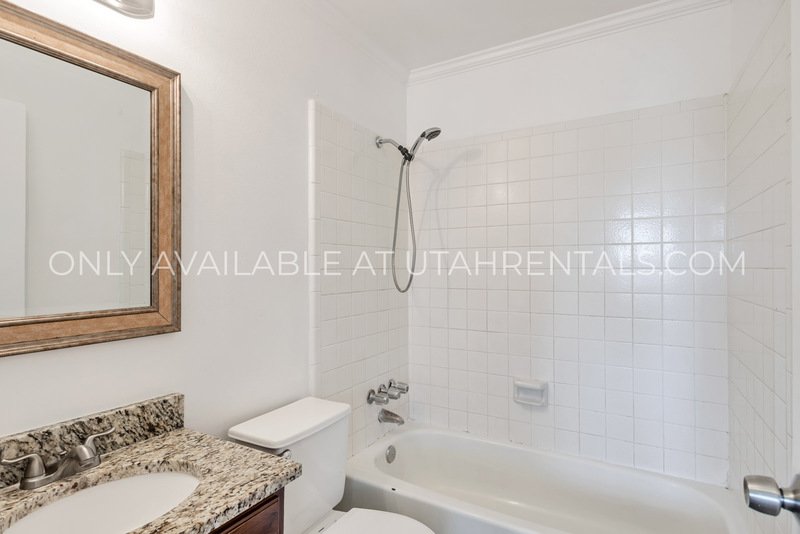Spacious and Conveniently Located Magna Home property image