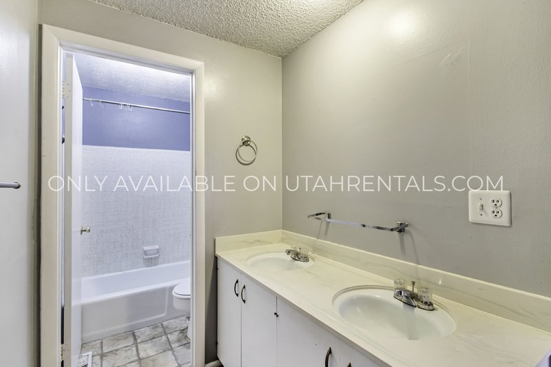 Cute apartment in Orem! property image
