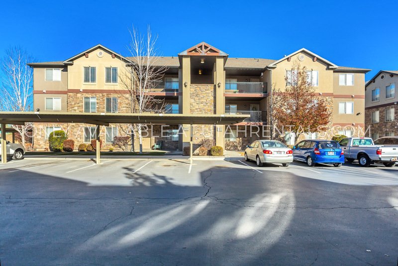 Gorgeous 3 Bedroom / 2 Bathroom PG Condo!! property image