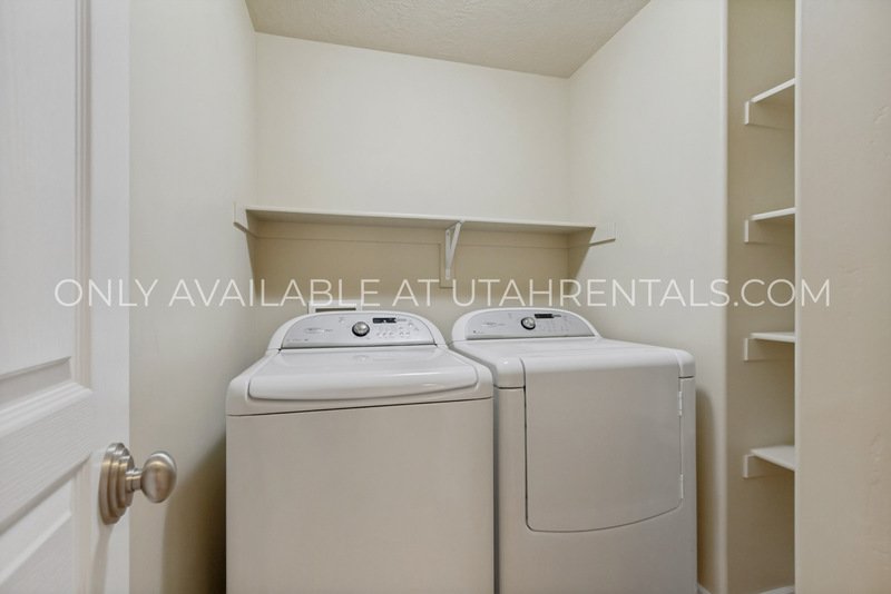 Spacious & Stylish 4-Bedroom Home in Desirable Neighborhood | Available Now! property image