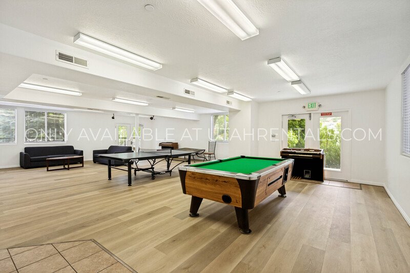 Private Room at Lanai Apartments property image