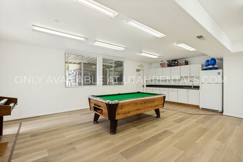 Private Room at Lanai Apartments property image