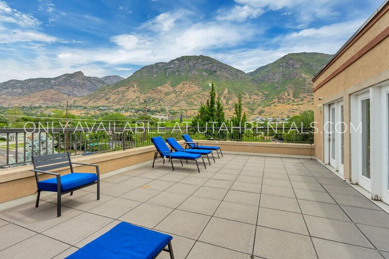 Private Room at Lanai Apartments property image