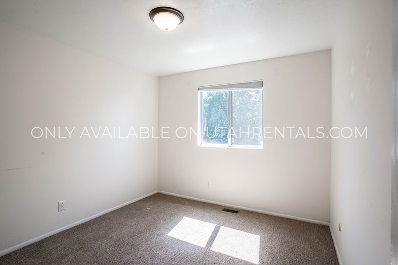 2 Bedroom 1 Bathroom Apartment in the heart of Orem! property image