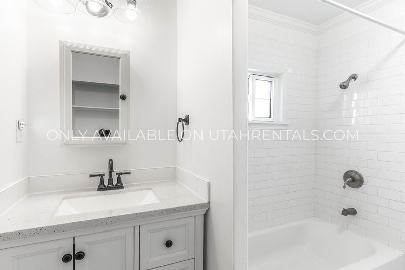 Charming 3-Bedroom Home in Springville – Backs Up to Hobble Creek! property image