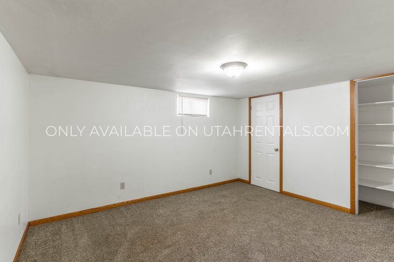 Charming 3-Bedroom Home in Springville – Backs Up to Hobble Creek! property image