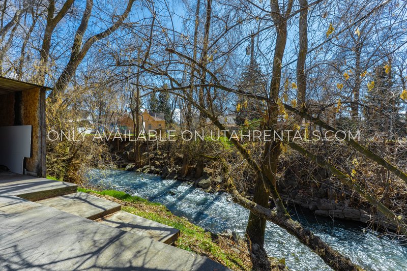 Charming 3-Bedroom Home in Springville – Backs Up to Hobble Creek! property image