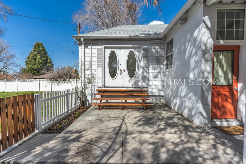 Charming 3-Bedroom Home in Springville – Backs Up to Hobble Creek! property image