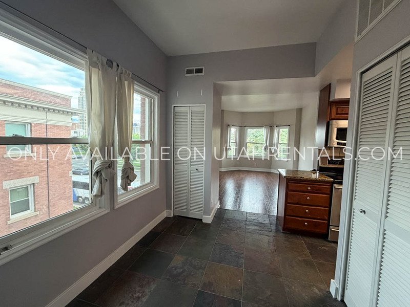 218 W North Temple Apt W8 property image