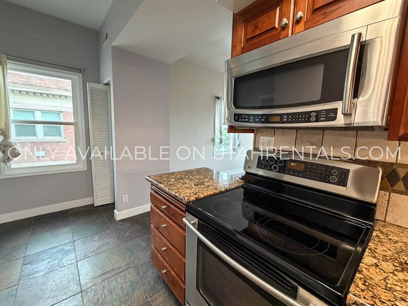 218 W North Temple Apt W8 property image