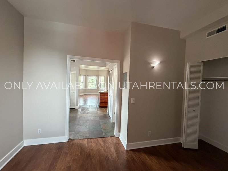 218 W North Temple Apt W8 property image