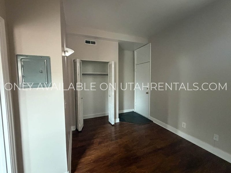 218 W North Temple Apt W8 property image