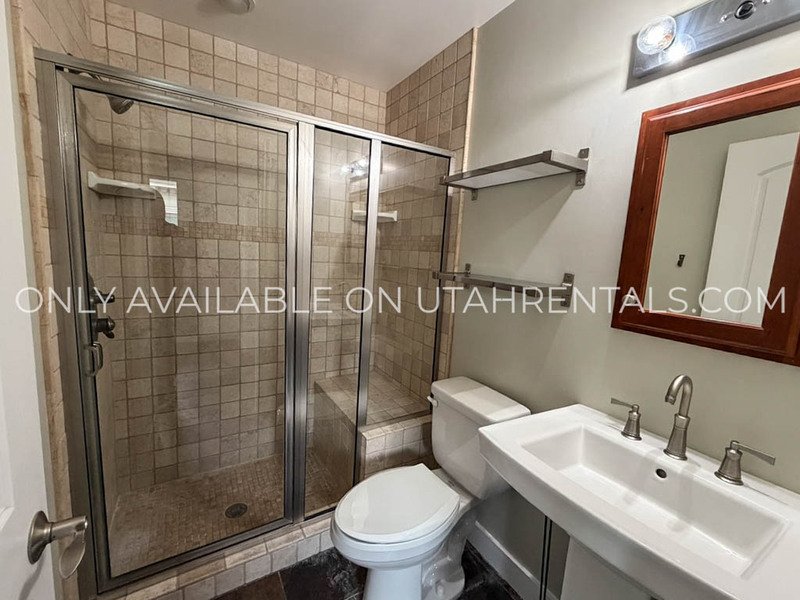 218 W North Temple Apt W8 property image