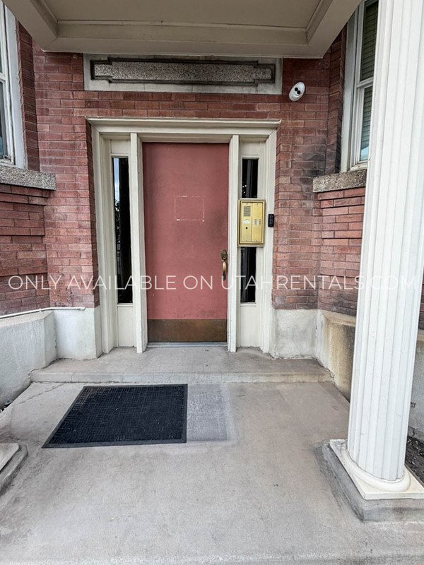 218 W North Temple Apt W8 property image