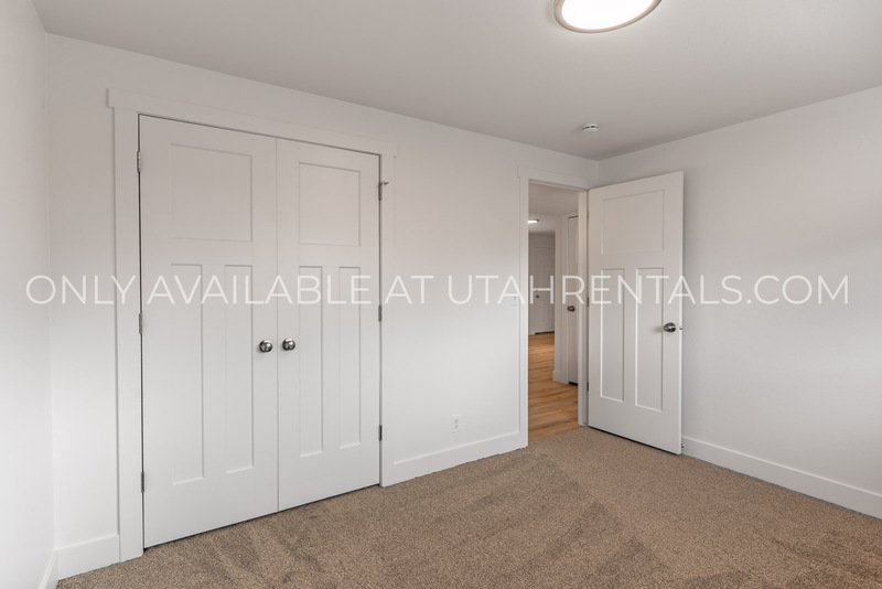 Beautiful & Bright 2-Bedroom Apartment in Unbeatable Orem Location property image