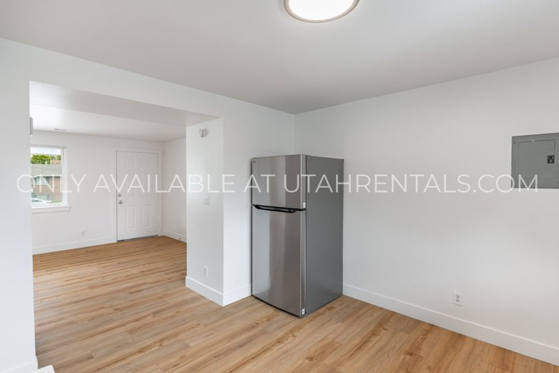 Beautiful & Bright 2-Bedroom Apartment in Unbeatable Orem Location property image