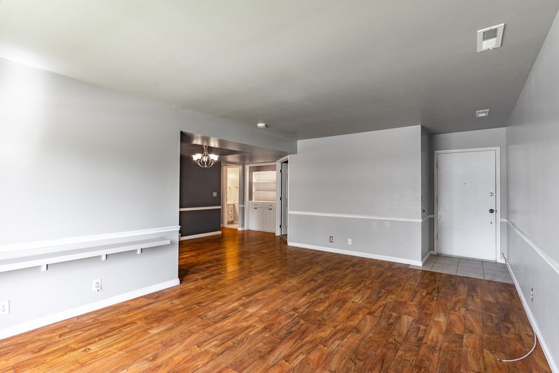 MOVE IN SPECIAL!! Beautiful Condo in Gated Community in Murray! property image
