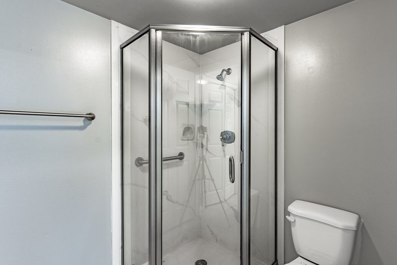 MOVE IN SPECIAL!! Beautiful Condo in Gated Community in Murray! property image