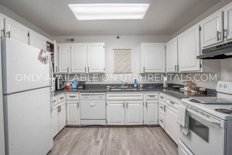 Private Spot in Shared Condo Near BYU! property image