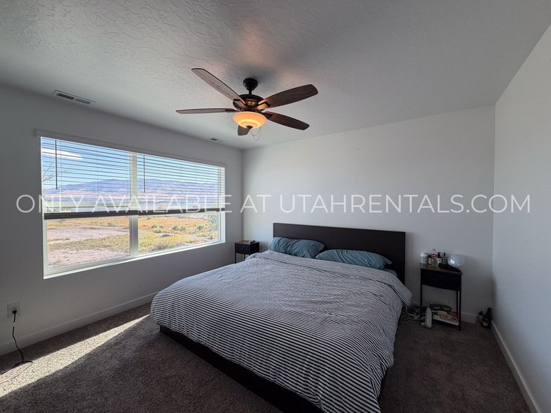Spacious 4 BD / 3 BA Home in Saratoga Springs property image