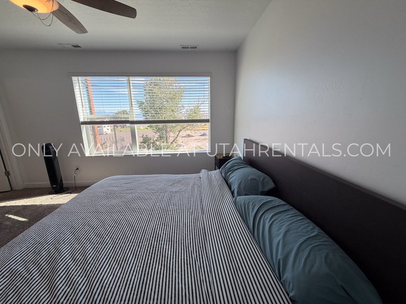 Spacious 4 BD / 3 BA Home in Saratoga Springs property image