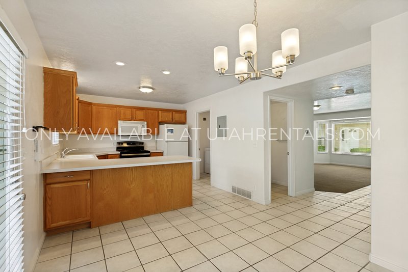 Deer Haven 4 Bed 3.5 Bath Townhome property image