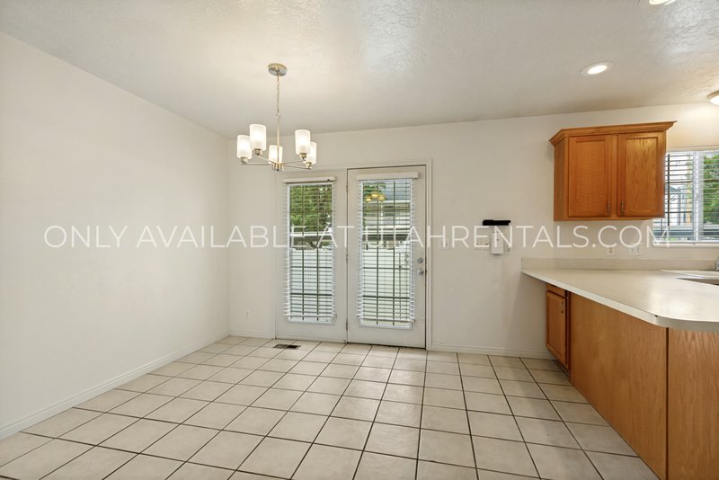 Deer Haven 4 Bed 3.5 Bath Townhome property image