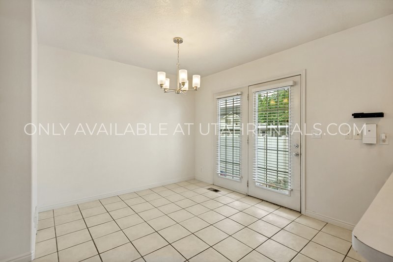 Deer Haven 4 Bed 3.5 Bath Townhome property image