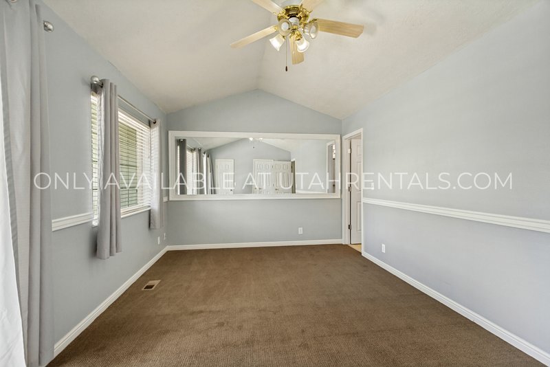 Deer Haven 4 Bed 3.5 Bath Townhome property image