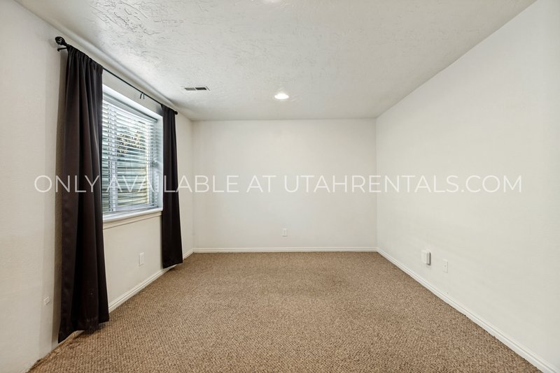 Deer Haven 4 Bed 3.5 Bath Townhome property image