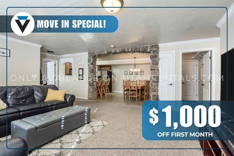 Gorgeous 3 Bedroom / 2 Bathroom PG Condo!! property image