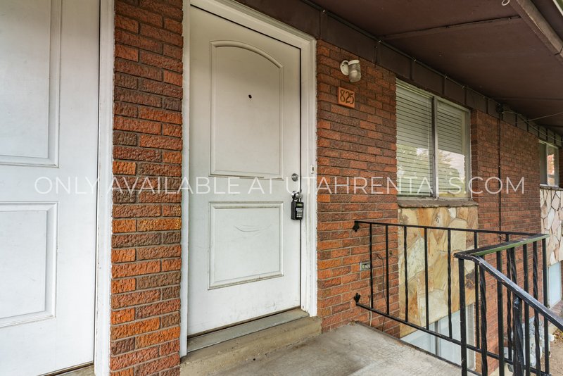 Beautiful multiplex apartment in Orem on Main St! property image