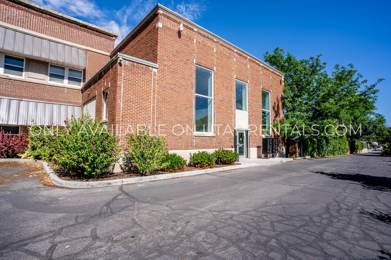 Beautiful 2 Bedroom property image