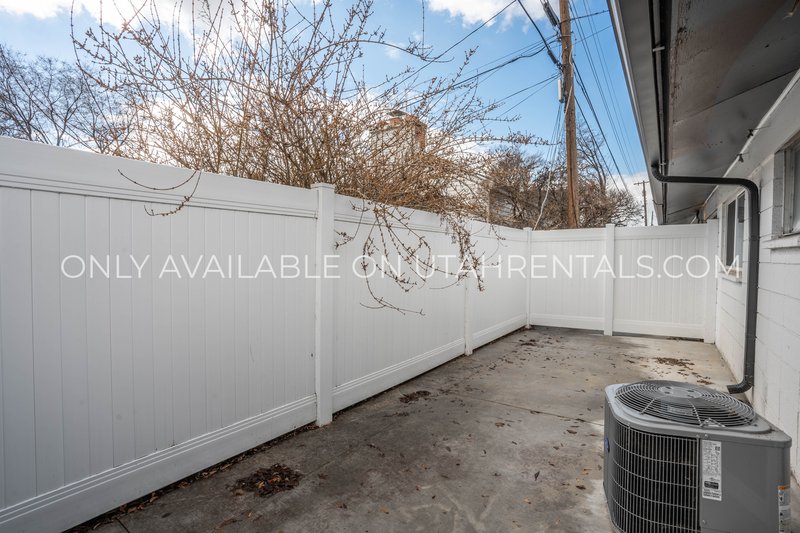 Pet-Friendly & Move-In Ready 2-Bedroom Apartment – Prime Location! property image