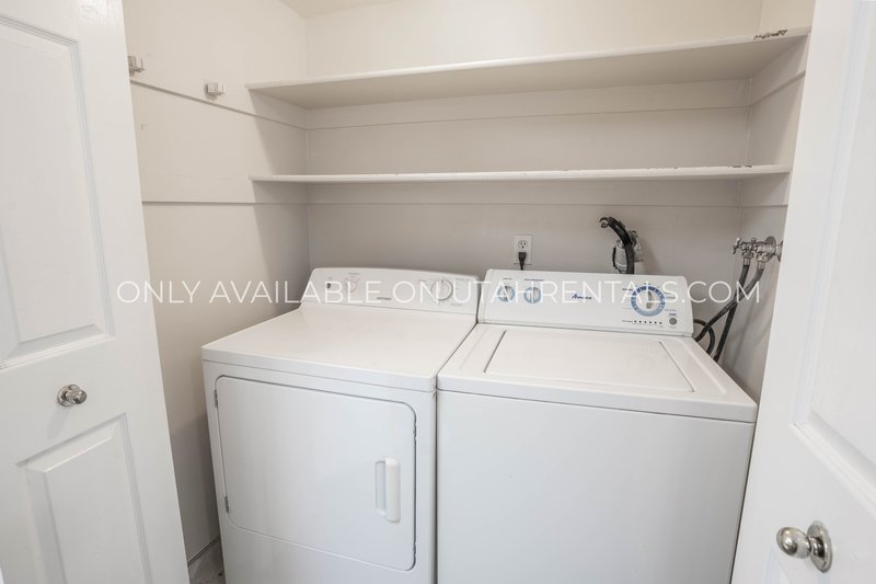 Bright, Cozy 2-Bed Condo in Prime Provo Location! property image