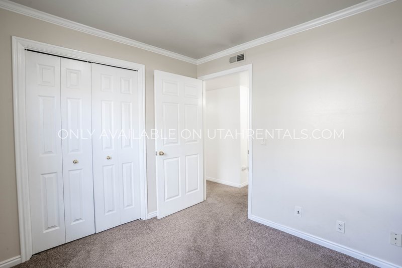 Bright, Cozy 2-Bed Condo in Prime Provo Location! property image