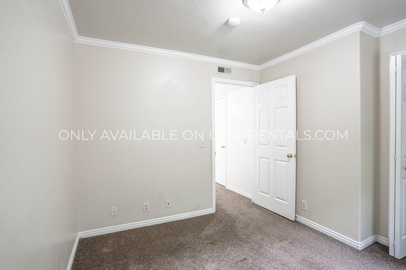 Bright, Cozy 2-Bed Condo in Prime Provo Location! property image